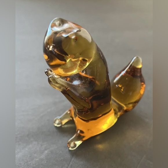 Kanawha amber glass squirrel - Picture 3 of 6